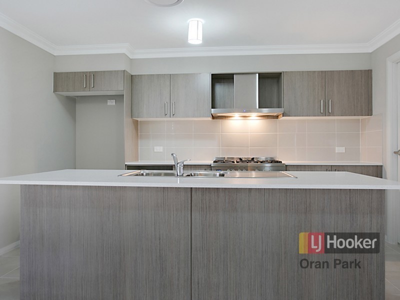 11 Taylor Street, Oran Park NSW 2570