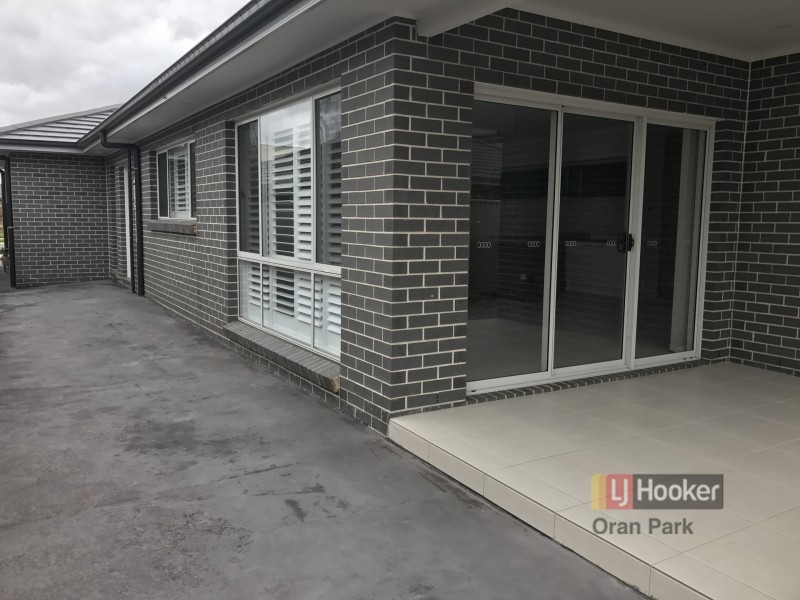 40 The Straight, Oran Park NSW 2570