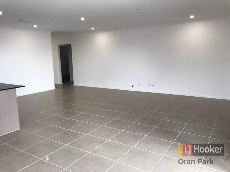 12 Weldon Street, Oran Park NSW 2570