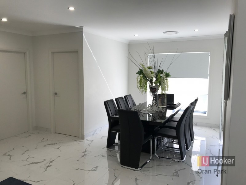 19 Thorpe Circuit, Oran Park NSW 2570