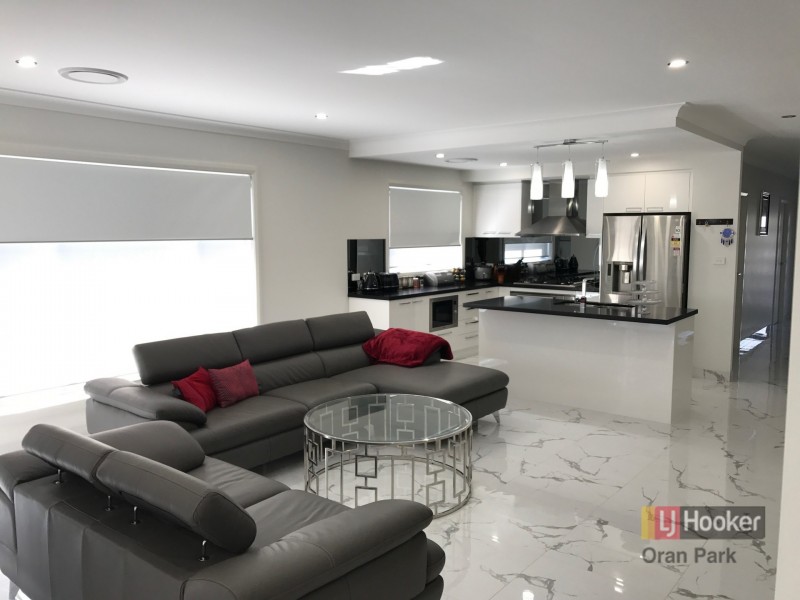 19 Thorpe Circuit, Oran Park NSW 2570