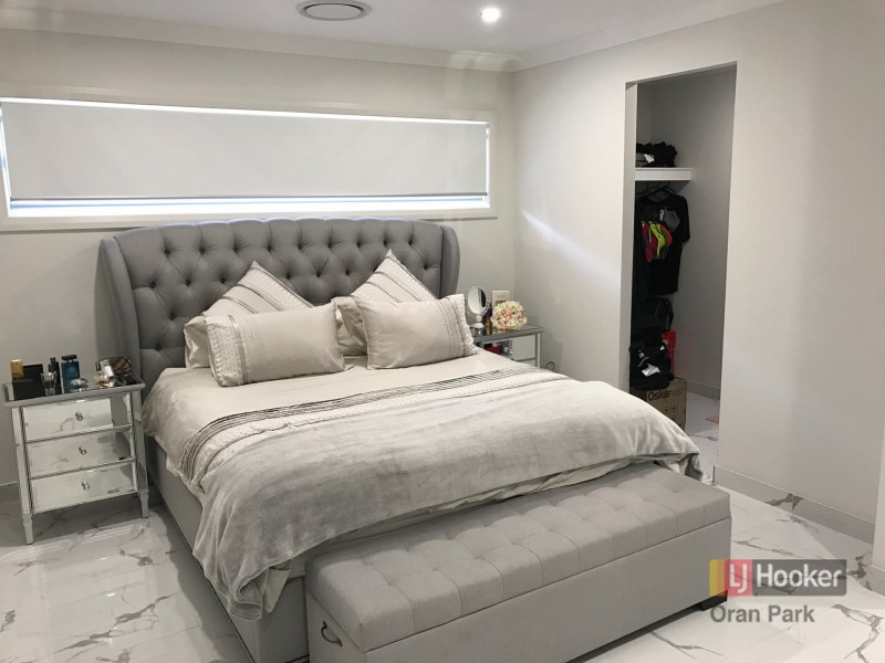 19 Thorpe Circuit, Oran Park NSW 2570