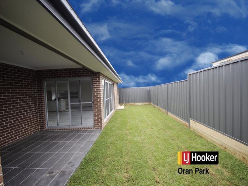 13 Finlay Street, Oran Park NSW 2570