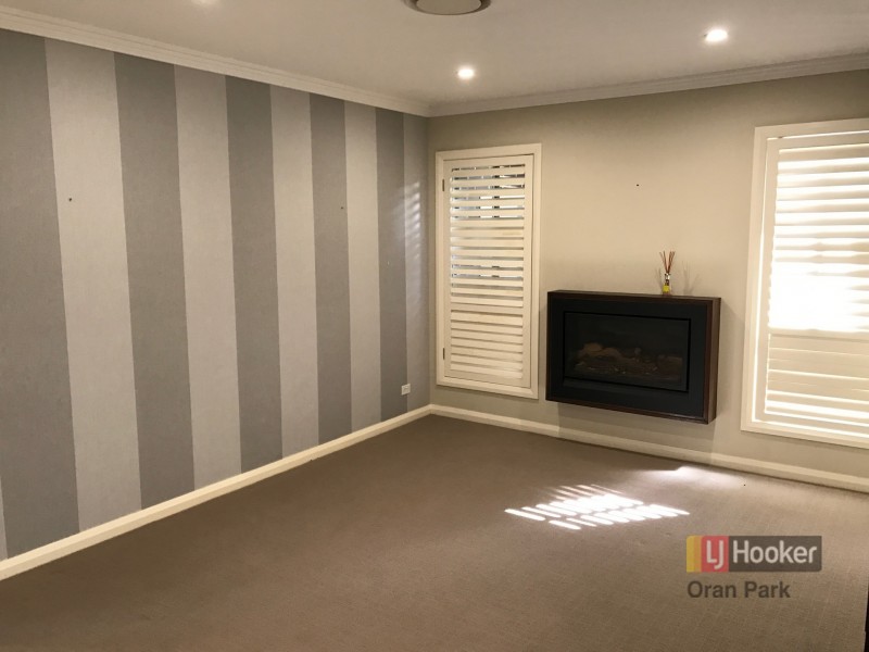 13 Moffat Street, Oran Park NSW 2570