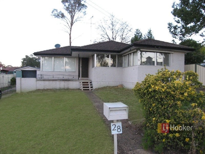 28 Park Road, Wallacia NSW 2745