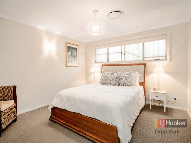 25 Buckingham Loop, Oran Park NSW 2570