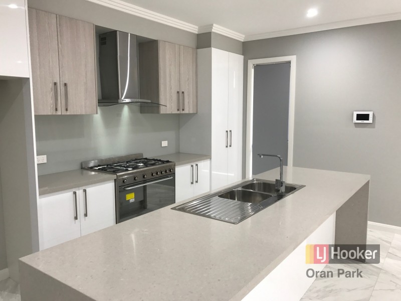 19 Jones Street, Oran Park NSW 2570