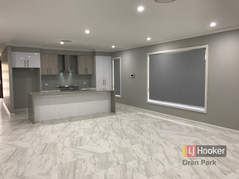 19 Jones Street, Oran Park NSW 2570