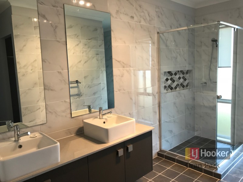 42 Flintlock Drive, Harrington Park NSW 2567