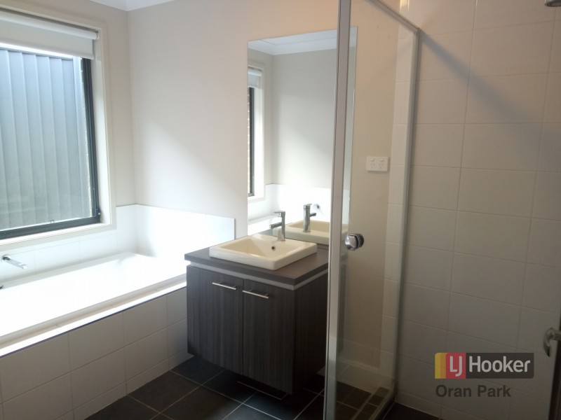 11 Dalton Terrace, Harrington Park NSW 2567