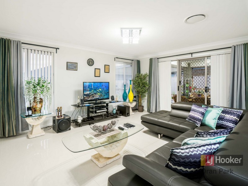 7 Matich Place, Oran Park NSW 2570