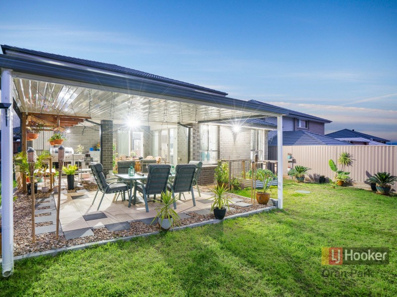 7 Matich Place, Oran Park NSW 2570