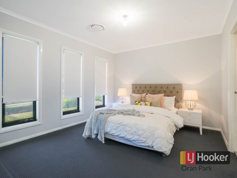 329 South Circuit, Oran Park NSW 2570