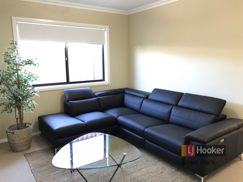 14 Besnard Street, Oran Park NSW 2570