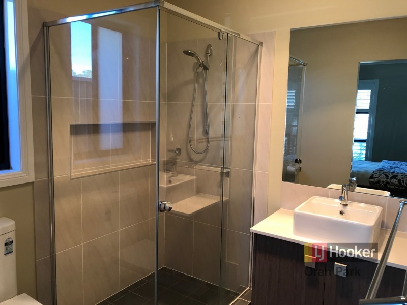 14 Besnard Street, Oran Park NSW 2570
