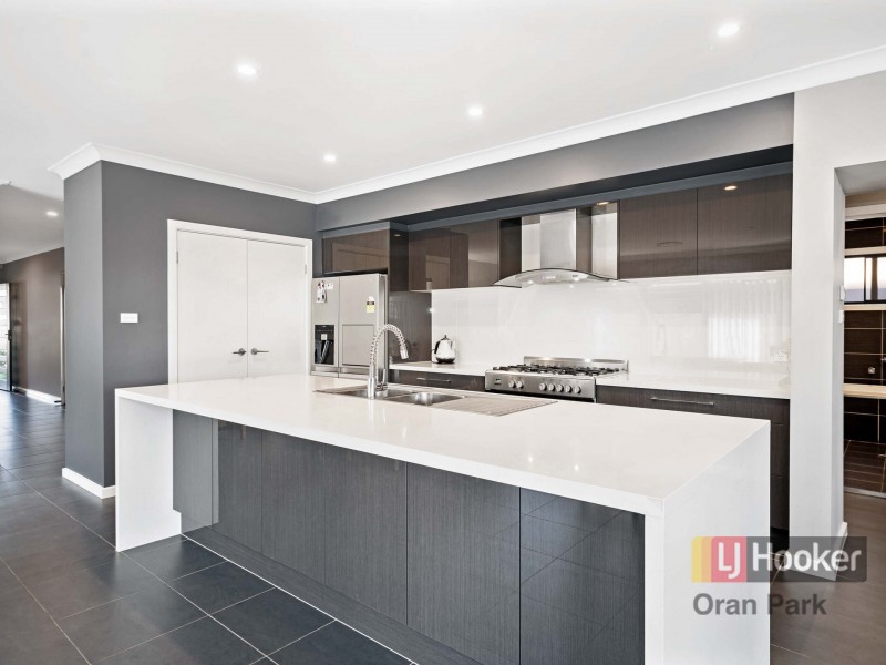 14 Finlay Street, Oran Park NSW 2570