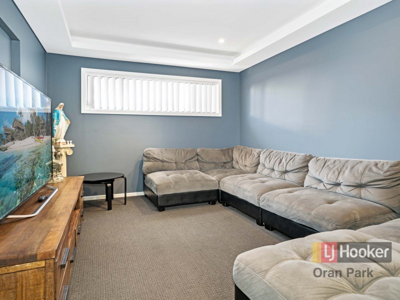 14 Finlay Street, Oran Park NSW 2570