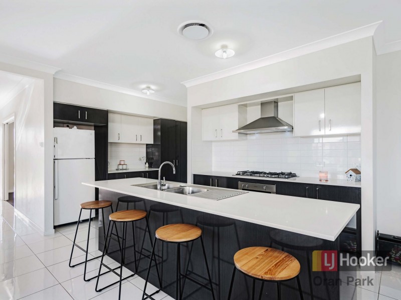 25 Carden Street, Oran Park NSW 2570