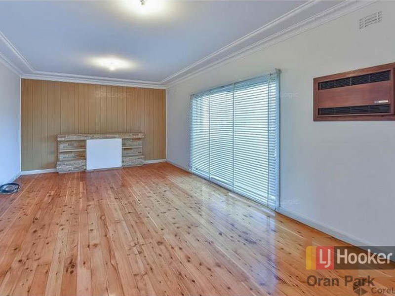 74 Woolgen Park Rd, Leppington NSW 2179