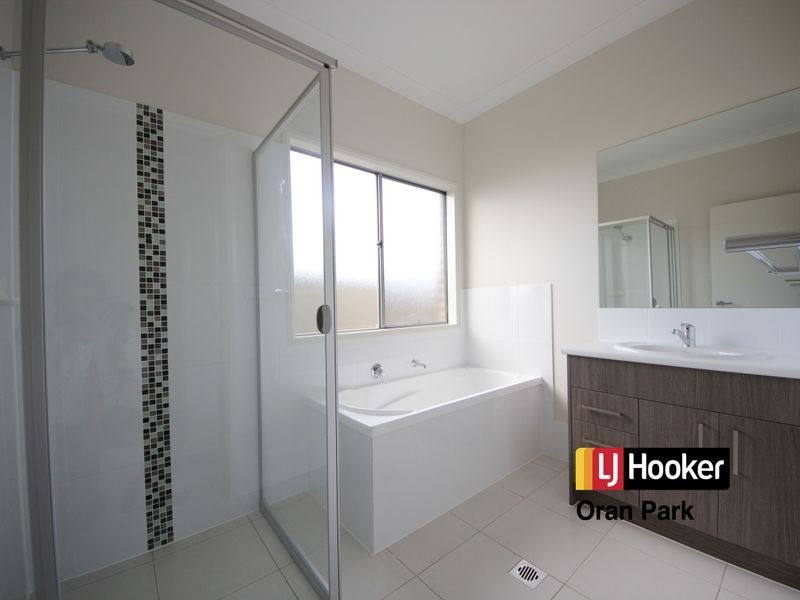 15 Willmington Loop, Oran Park NSW 2570