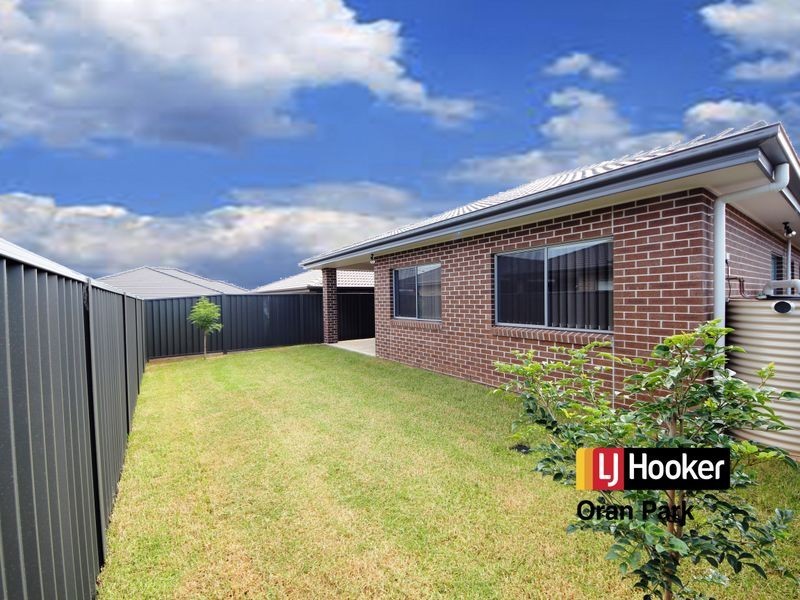 15 Willmington Loop, Oran Park NSW 2570