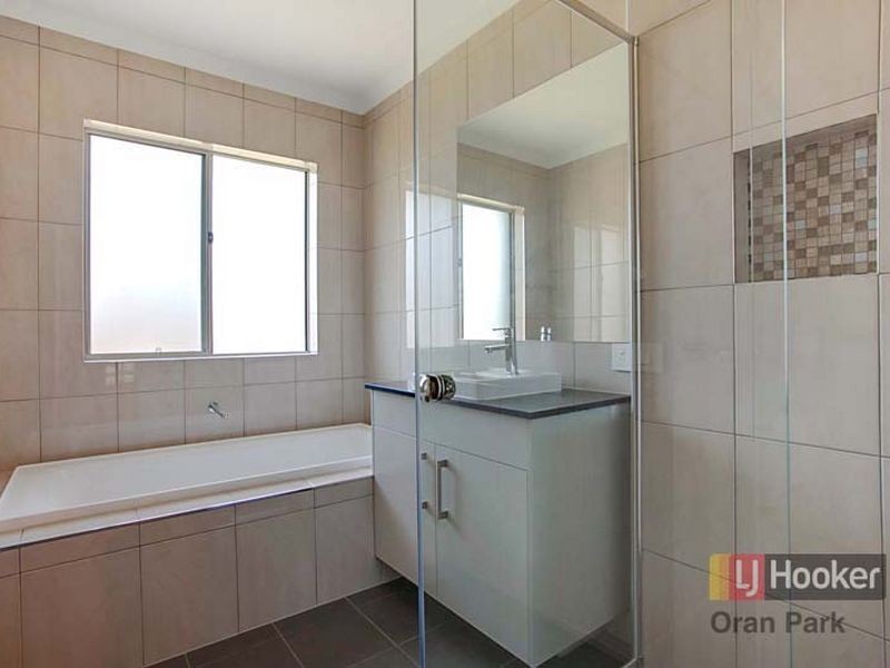 11 Australis Street, Campbelltown NSW 2560