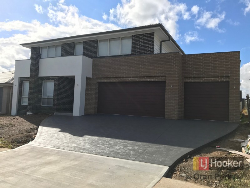 38 Richards Loop, Oran Park NSW 2570