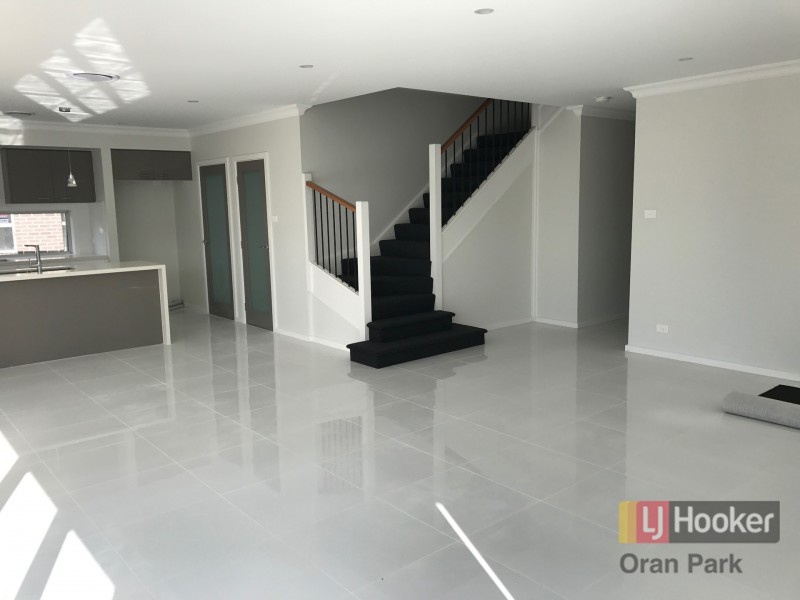 38 Richards Loop, Oran Park NSW 2570