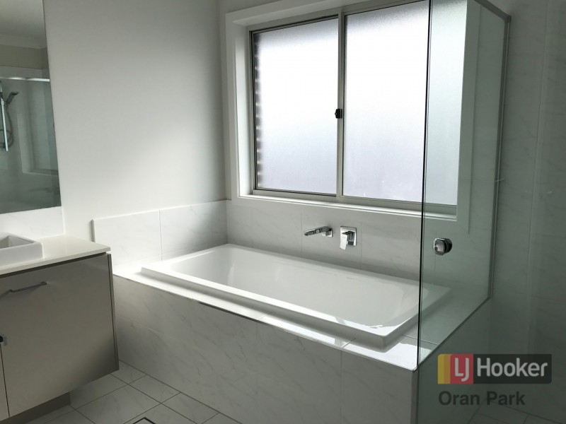 38 Richards Loop, Oran Park NSW 2570