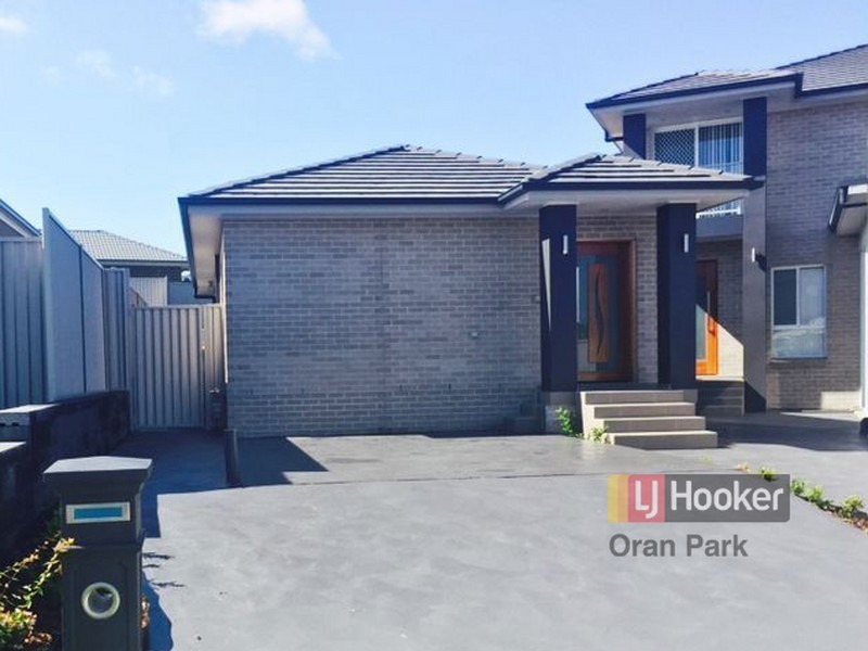 65b Richards Loop, Oran Park NSW 2570