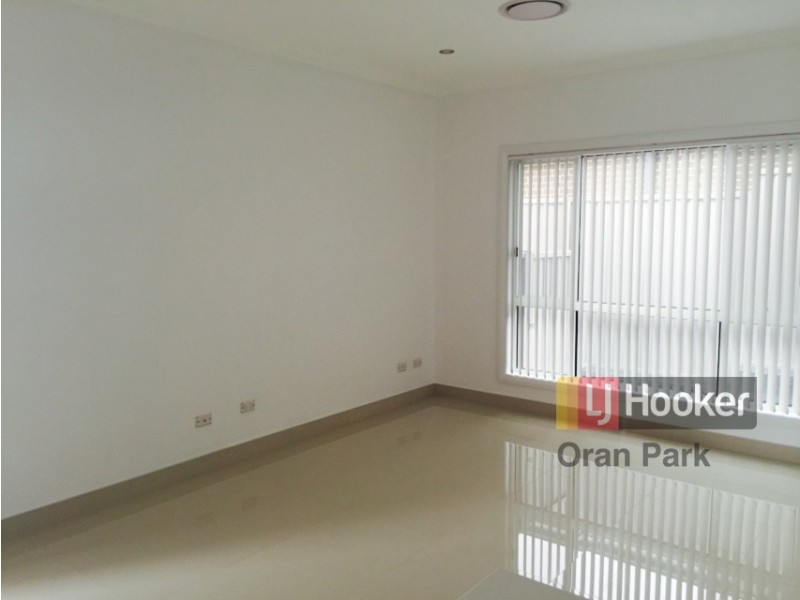 65b Richards Loop, Oran Park NSW 2570