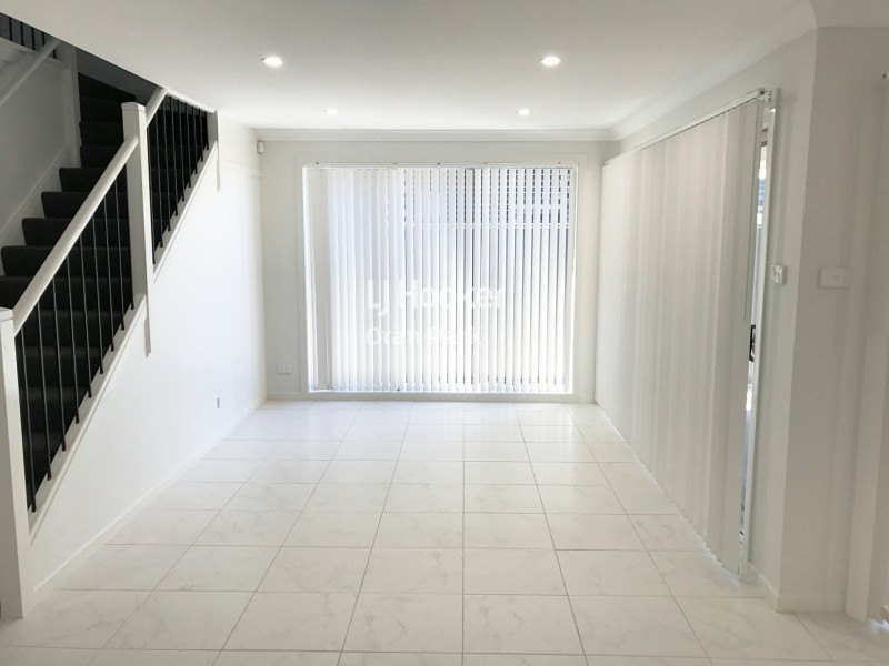 43 Tess Circuit, Oran Park NSW 2570