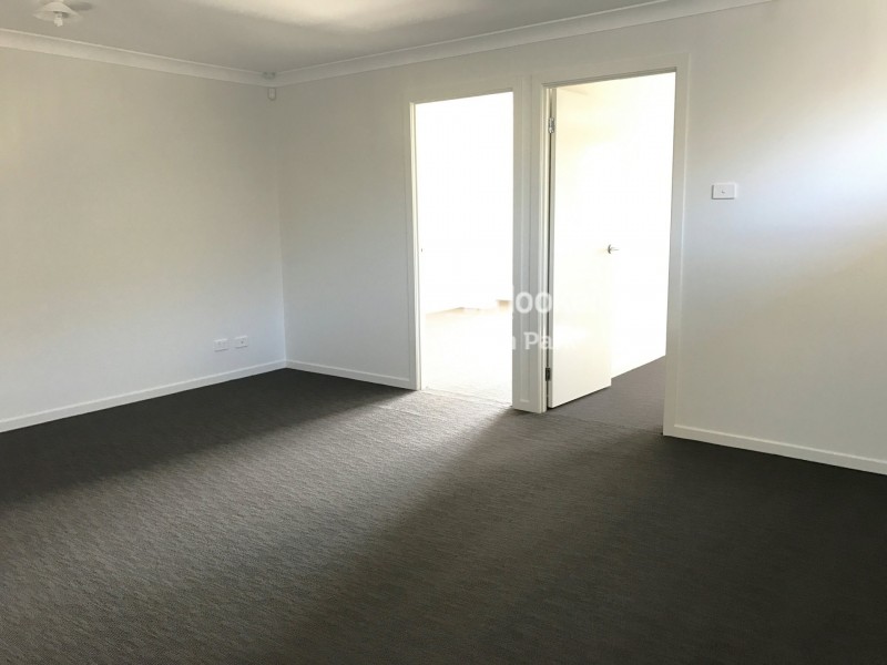 43 Tess Circuit, Oran Park NSW 2570