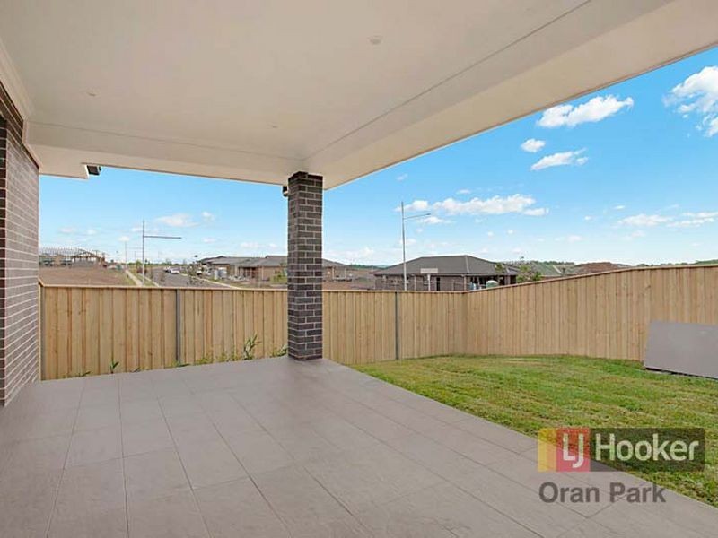 1 Daddo Street, Oran Park NSW 2570