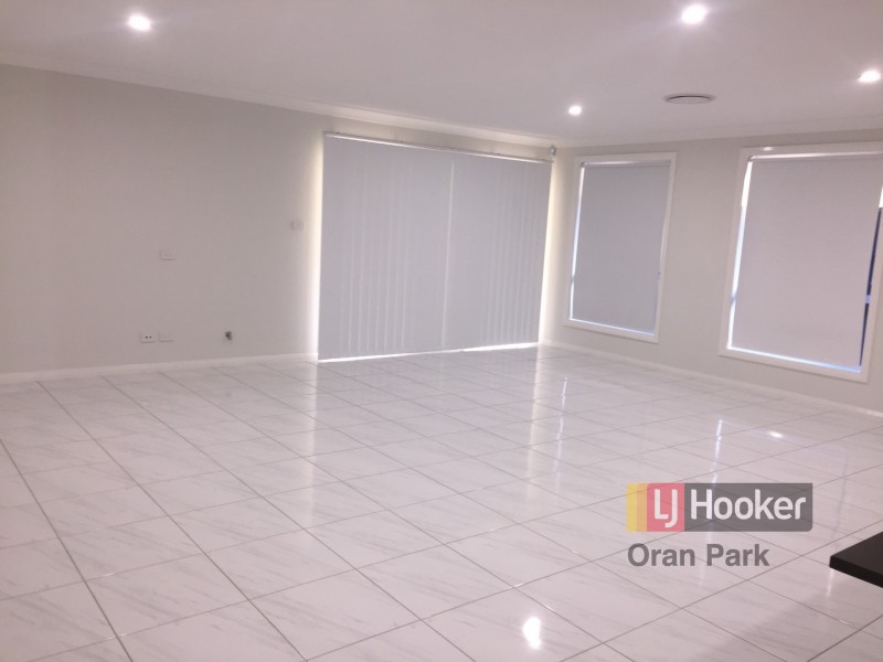 10 McCormack Street, Oran Park NSW 2570