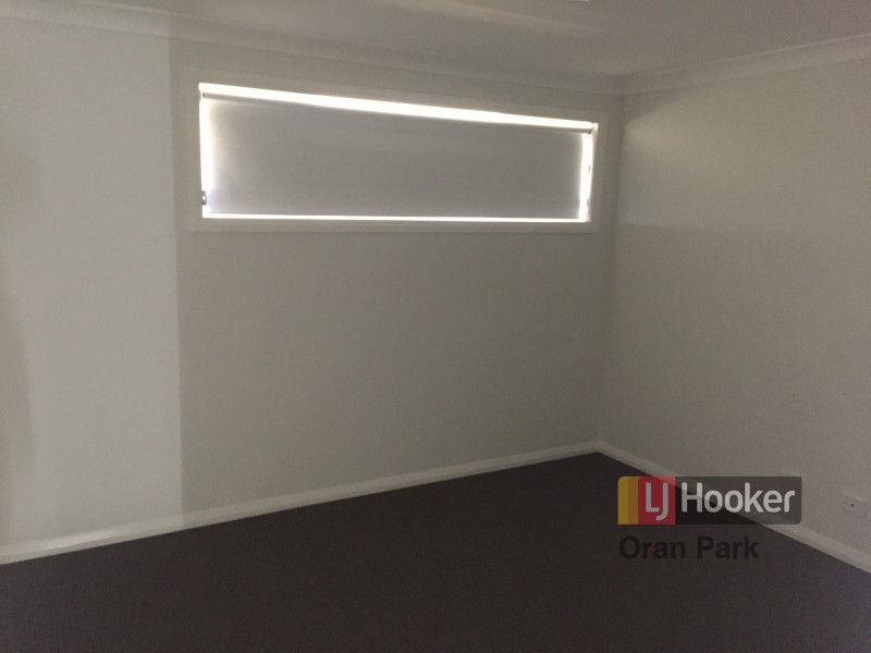 10 McCormack Street, Oran Park NSW 2570