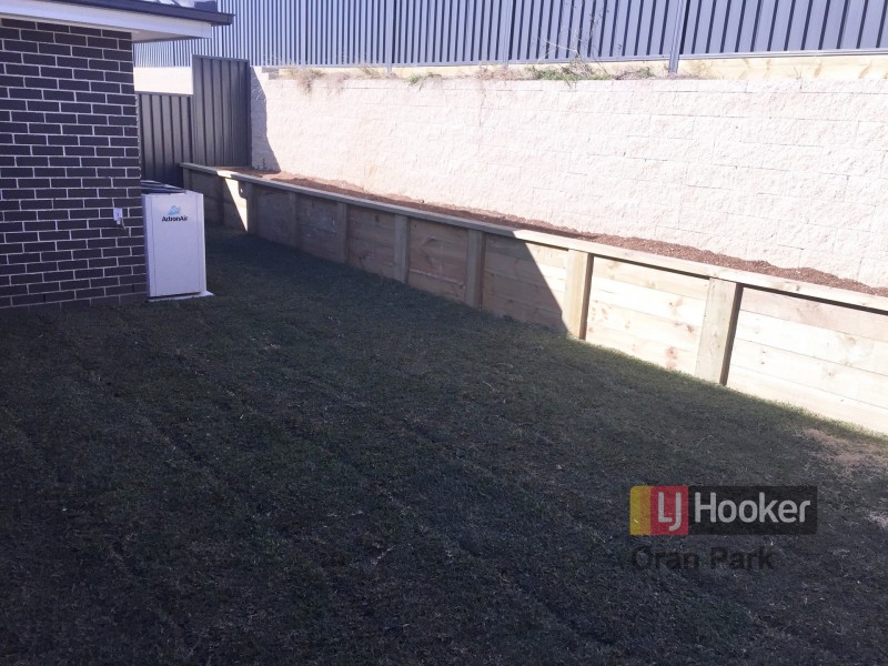 10 McCormack Street, Oran Park NSW 2570