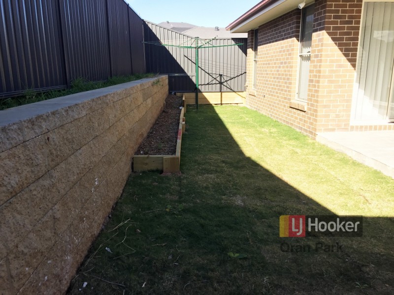 28 Harvey Street, Oran Park NSW 2570