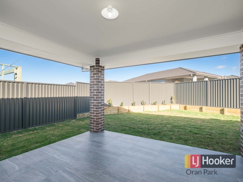 16 Williamson Street, Oran Park NSW 2570