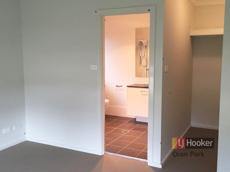 19 Franklin Grove, Oran Park NSW 2570