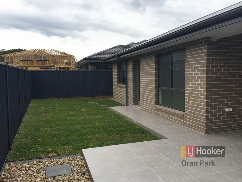 19 Franklin Grove, Oran Park NSW 2570