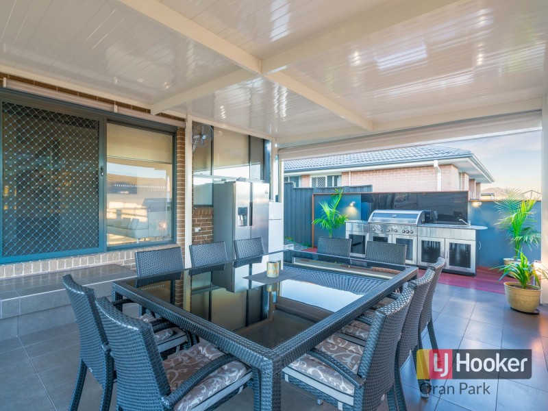 23 Jessie Street, Middleton Grange NSW 2171