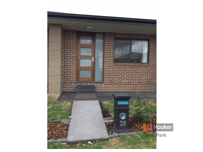 28 Holdsworth Street, Oran Park NSW 2570