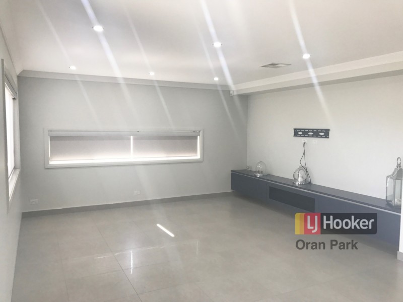 89 Explorer Street, Gregory Hills NSW 2557