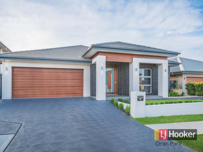 26 Correa Circuit, Gregory Hills NSW 2557