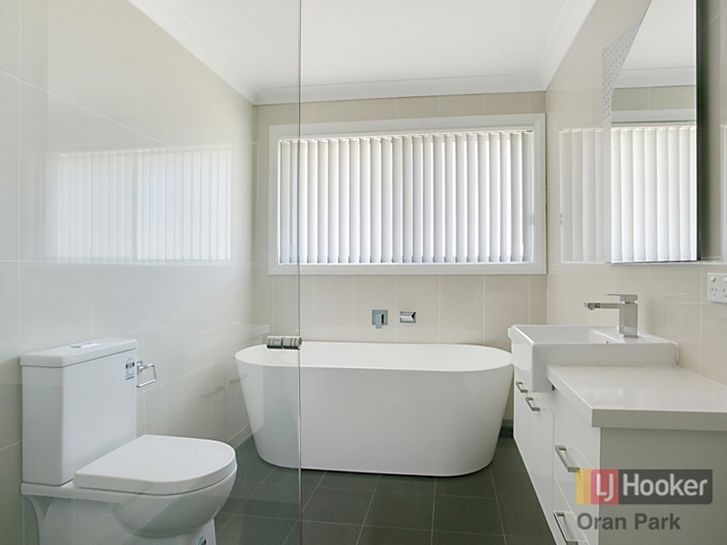 65 Richards Loop, Oran Park NSW 2570