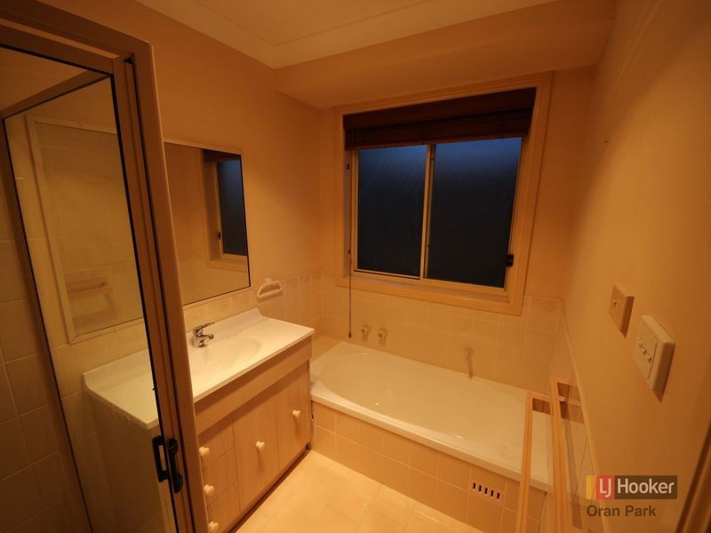 Glenmore Park NSW 2745