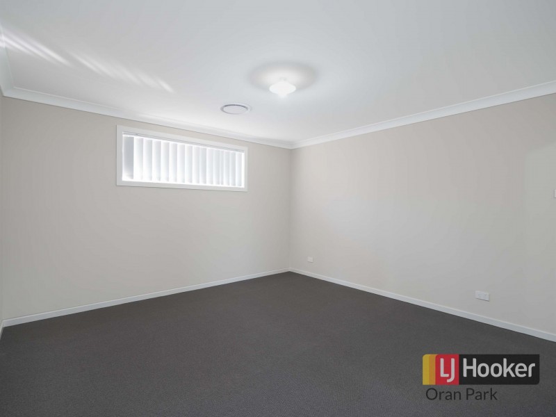 16 Williamson Street, Oran Park NSW 2570