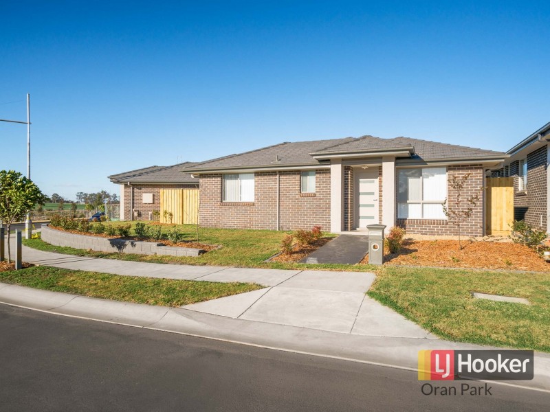 16a Williamson Street, Oran Park NSW 2570