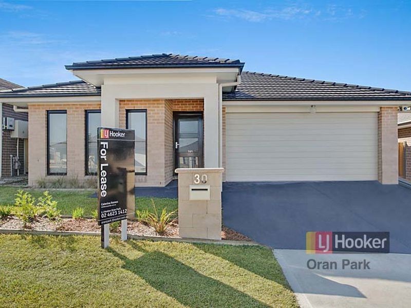 30 Buckingham Loop, Oran Park NSW 2570
